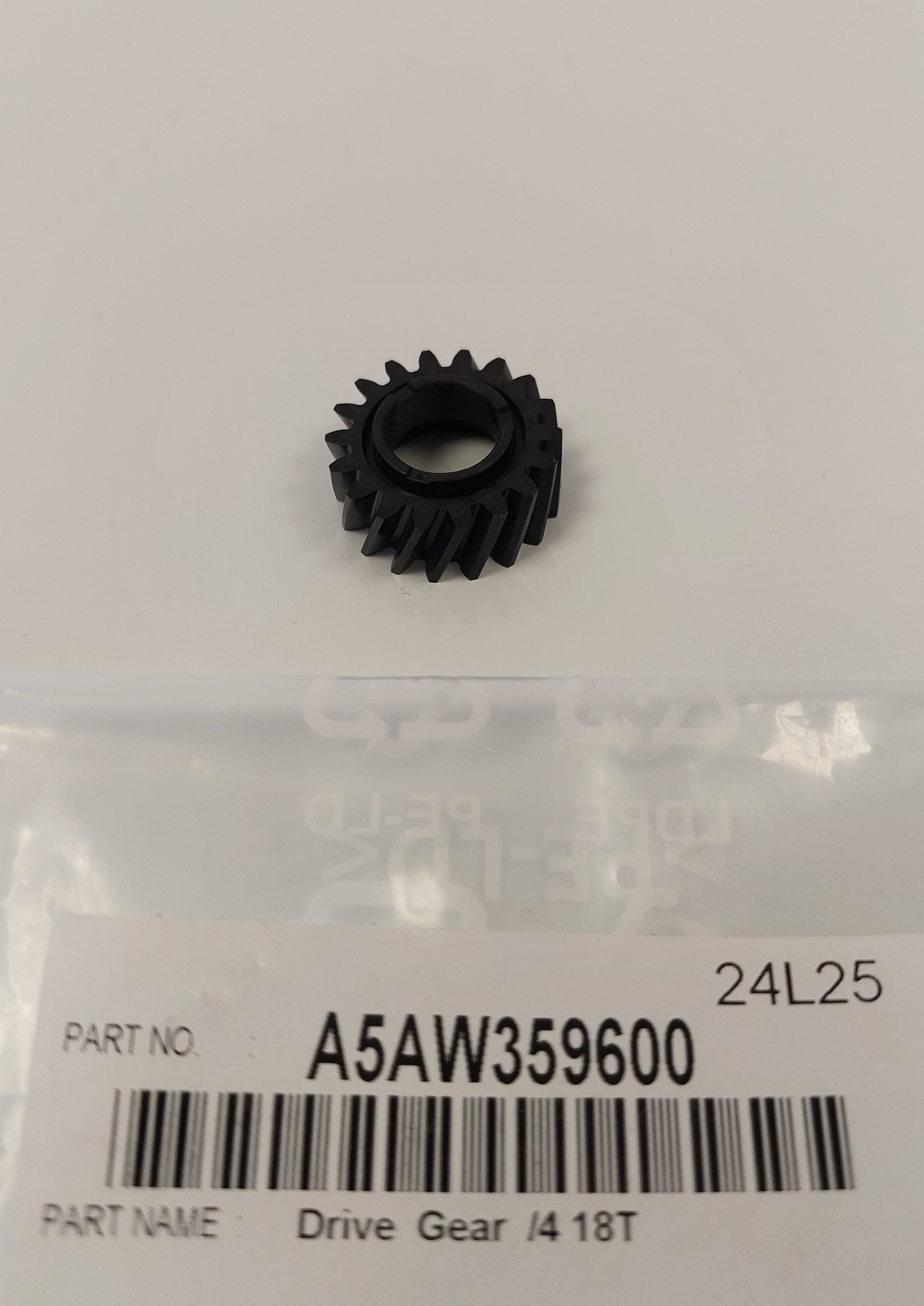 A5AW359600 Drive Gear 4/18T шестерня — фото 1