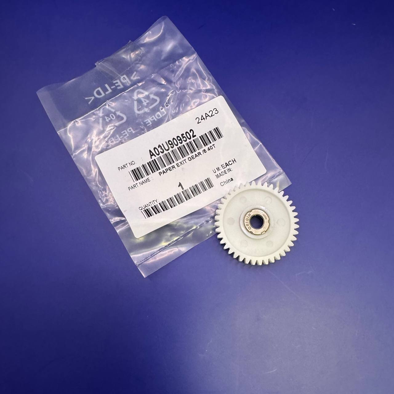 Шестеренка вывода бумаги / PAPER EXIT GEAR /5 40T (A03U909502) — фото 1